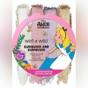 NWT Alice in Wonderland x Wet N Wild Highlighter Palette Curiouser